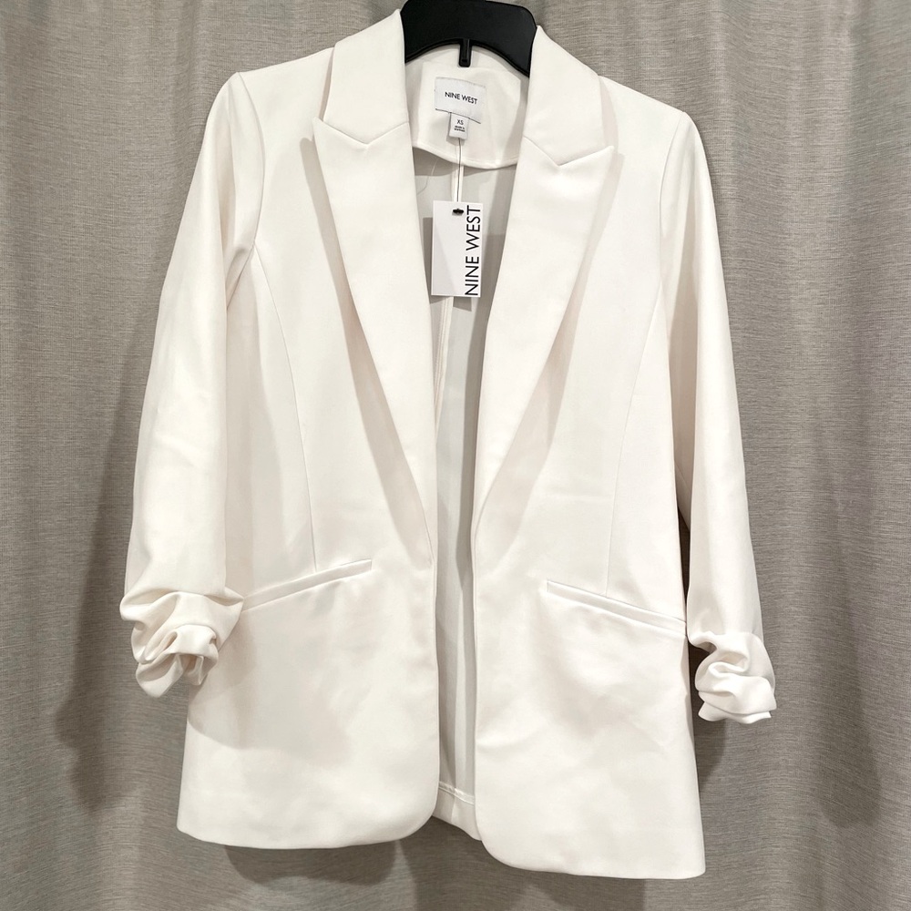 NWT Nine West White Closure-less Gathered Sleeve  Blazer Size: XS
